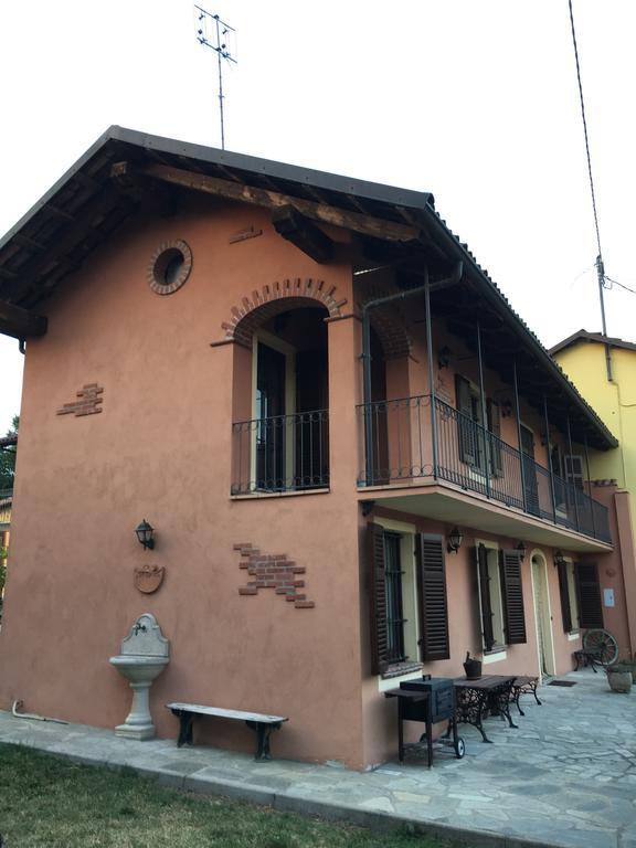 Relax Nel Noccioleto Hostal Novello Exterior foto