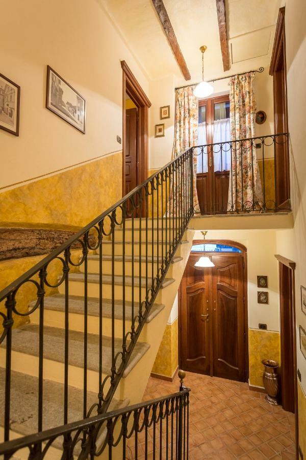 Relax Nel Noccioleto Hostal Novello Exterior foto